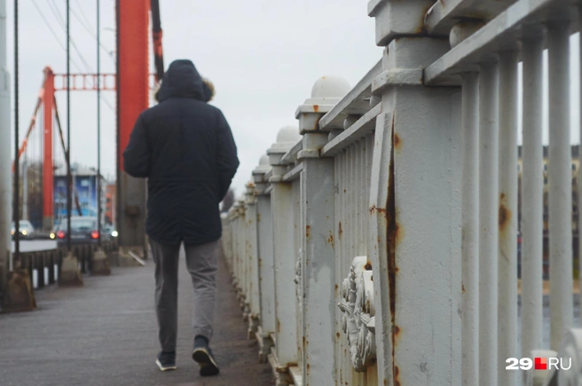 В некоторых местах они деформировались | Источник: Антон Данилов / 29.RU