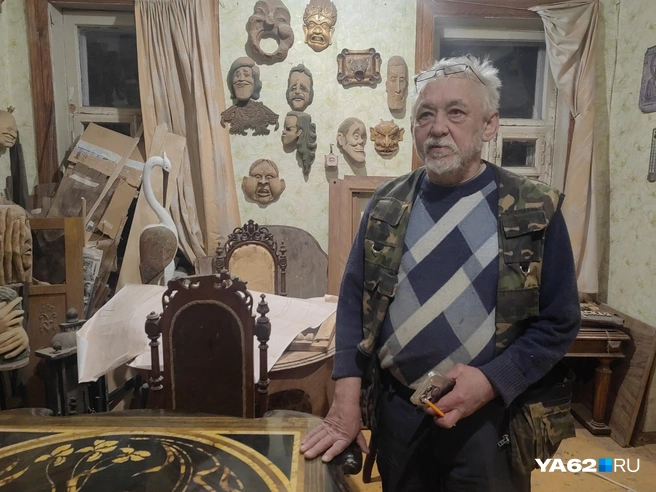Сергей Косырев больше 40 лет занимается реставрацией | Источник: Кристина Мельникова / YA62.RU