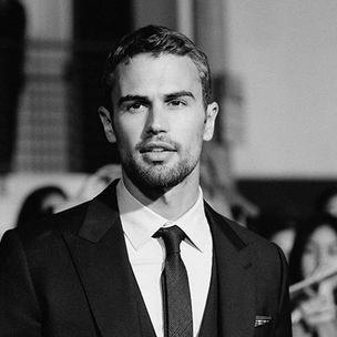 Тео Джеймс станет новым лицом аромата Hugo Boss