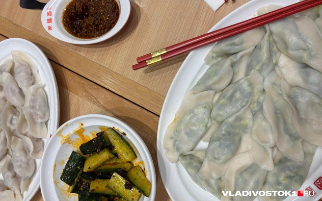 Пельмени из знаменитой сети пельменных Dumpling Xi, коих в городе море | Источник: Елена Буйвол / VLADIVOSTOK1.RU