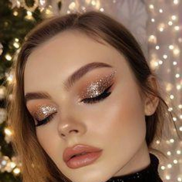 макияж на новый год 2026, новогодний макияж 2026, новогодний макияж, макияж на новый год, легкий макияж на новый год, какой макияж на новый год, новогодняя косметика | Источник: Pinterest