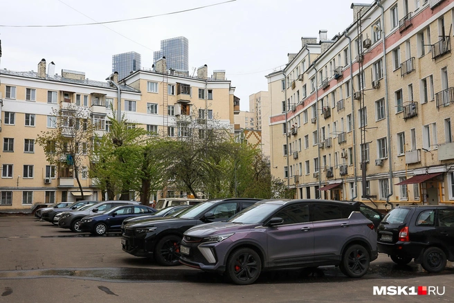 В 2026 году не утихает шумиха вокруг астрономических сумм утильсбора | Источник: Артем Устюжанин / MSK1.RU