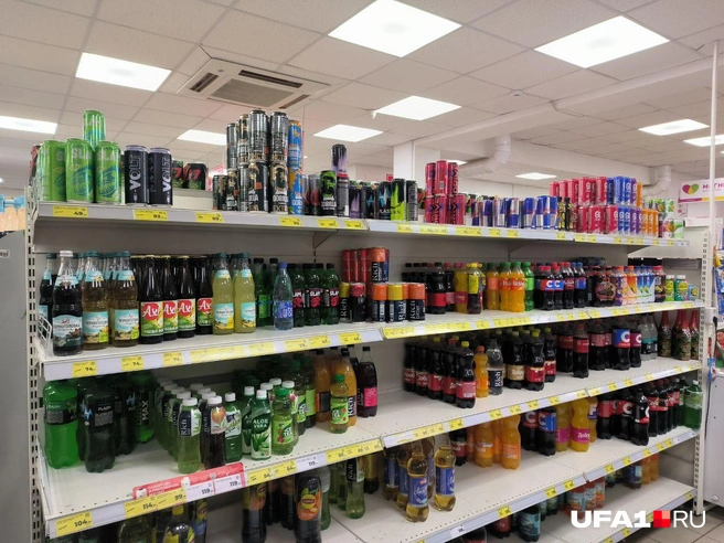 В Башкирии с 1 сентября хотят запретить продажу энергетика в школах и больницах Законопроект о запрете рассмотрят в апреле | Источник: Булат Салихов / UFA1.RU