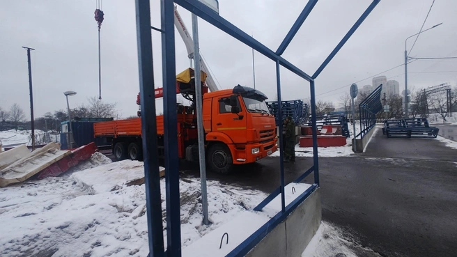 Показываем, что происходит в Бирюлево на окраине Москвы | Источник: Электронный Журнал «Транспортная Инфраструктура» / Vk.com