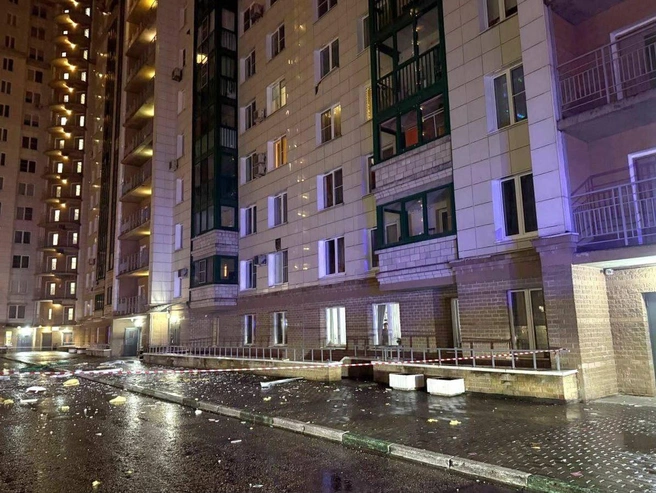 Раненому ребенку 8 лет. Подробности атаки БПЛА на жилой дом в Красногорске | Источник: телеграм-канал главы городского округа Красногорск Дмитрия Волкова