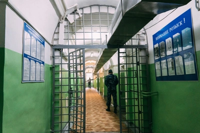 Omsk Police Colonel Detained on Bribery Charges