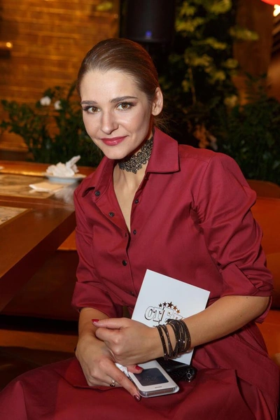 Глафира Тарханова | www.starhit.ru