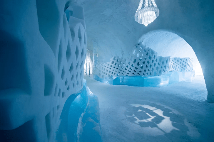 В Швеции открылся ледяной отель (фото 3)