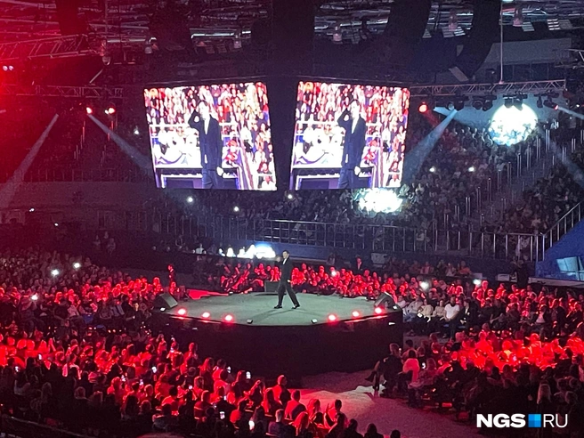 Билеты в первые ряды раскупили сразу | Источник: Алёна Золотухина / NGS.RU