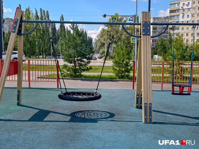 Детская площадка в целом неплохая | Источник: Булат Салихов / UFA1.RU