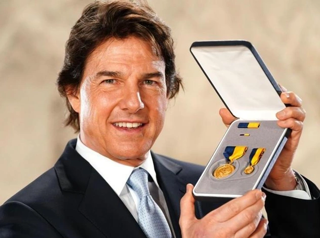 Том Круз удостоился награды Военно-морских сил США