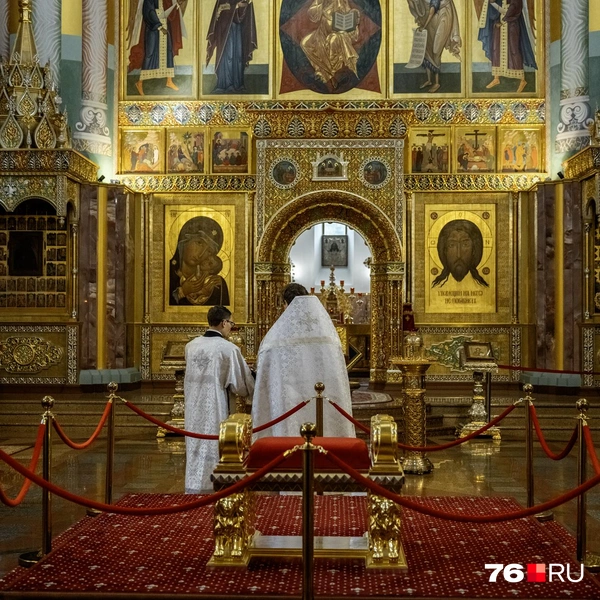 Панихида началась в 09:30 | Источник: Александр Куренной / 76.RU