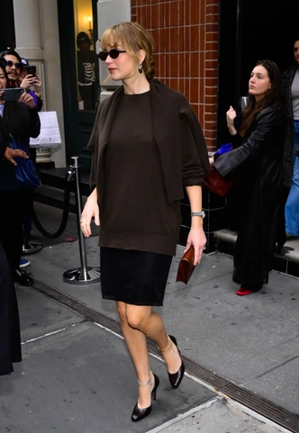 Минимализм, в который влюблены все: как Дженнифер Лоуренс стала новой королевой стритстайла Минимализм, в который влюблены все: как Дженнифер Лоуренс стала новой королевой стритстайла