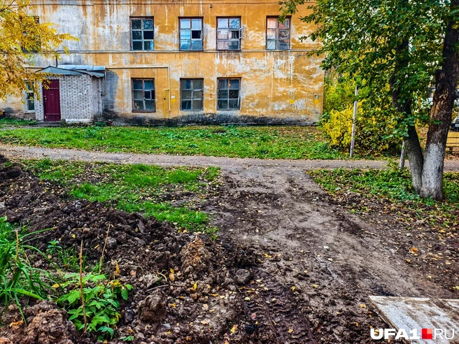 Даже в таком дворе раньше можно было играть в догонялки | Источник: Булат Салихов / UFA1.RU