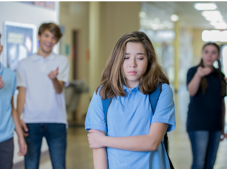 Что делать, если ребенка обижают в школе: советы психолога