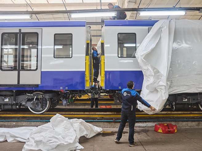 Каждый новый поезд оценивается почти в миллиард рублей | Источник: Александр Ощепков / NGS.RU