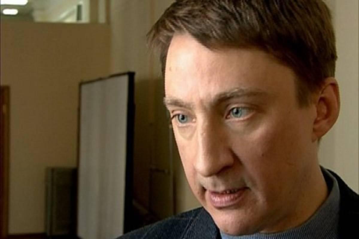 Успел оскандалиться раньше: в Ярославле экс-депутат облдумы попал под суд. В чем его обвиняют