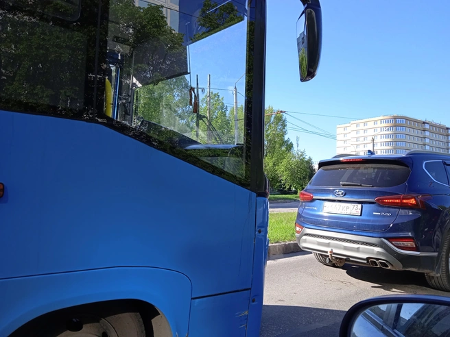В Ульяновске машина «скорой помощи» попала в ДТП | Источник: Дмитрий Сильнов / 173. RU