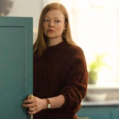 Кто такая Сара Снук — звезда сериала «Во всем виновата она», который взорвал Сеть