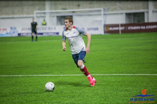 Павел Шакуро рад тому, что омская команда продвигается по таблице | Источник: Александр Шастин / vk.com/omskfootball