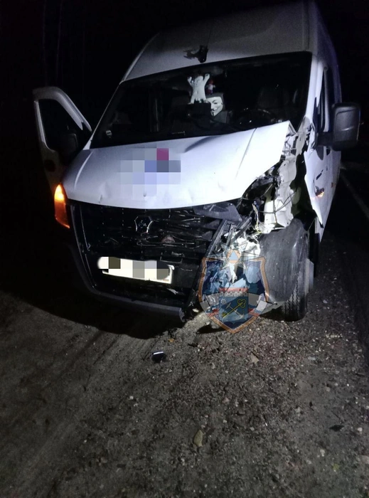 Трое человек пострадали при столкновении УАЗа и Газели в Ленобласти | Источник: Аварийно-спасательная служба Ленобласти