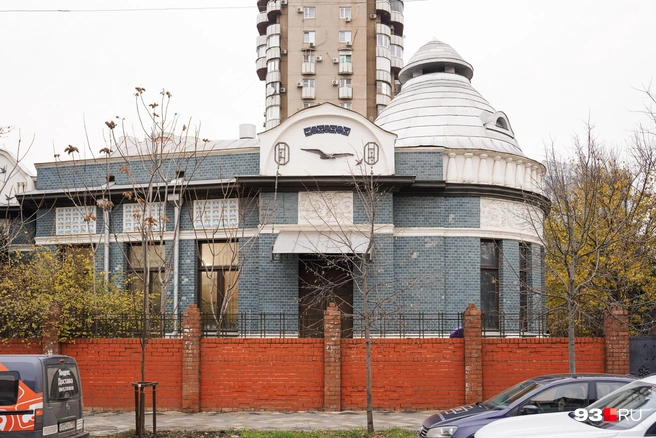 В 2024 году здание выставили на продажу за более чем 200 миллионов рублей  | Источник: Дарья Паращенко / 93.RU