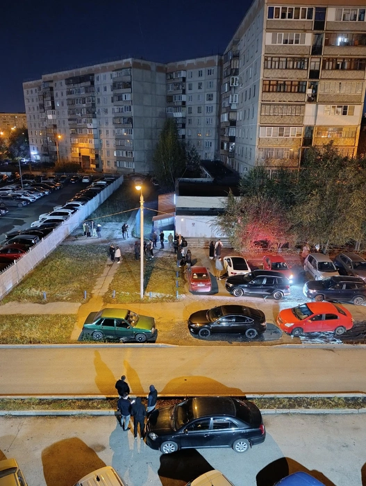 Но с наступлением ночи все меняется и, по мнению жителей, становится слишком шумно | Источник: magnitkacity / Vk.com