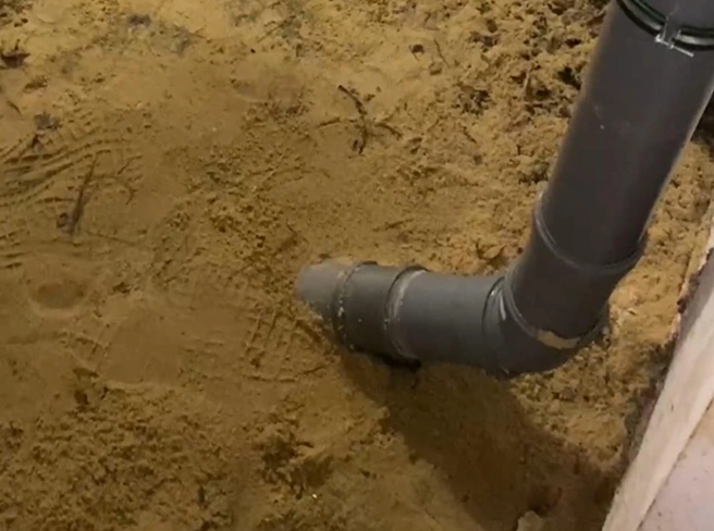 И не скажешь, что еще недавно здесь было фекальное озеро | Источник: читатели V1.RU