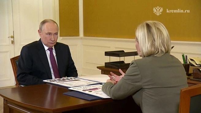 Путин обсудил с Любимовой квотирование иностранного кино | Источник: скриншот видео kremlin.ru