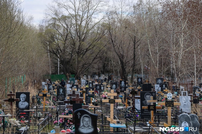 Мест на кладбищах Омска мало | Источник: Евгений Софийчук / NGS55.RU