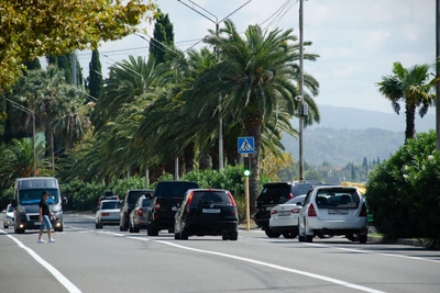 Абхазия против Сочи: где дешевле?