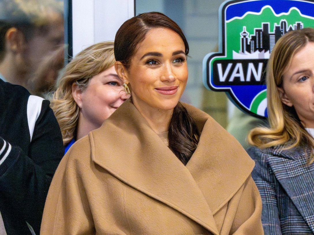 Меган Маркл в Ванкувере, 16 февраля 2024 год | marieclaire.ru