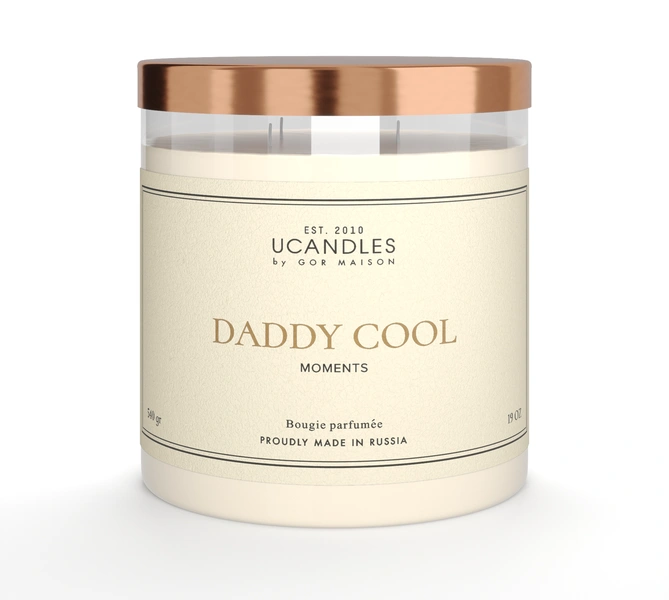 Свеча DADDY COOL на 3 фитиля от UCANDLES Эта свеча создаст атмосферу флирта и романтики в любом пространстве. Пьянещее сочетание нот композиции Daddy Cool будто бы переносит в самые счастливые воспоминания, как аккорды любимой песни, которые хочется слушать снова и снова.