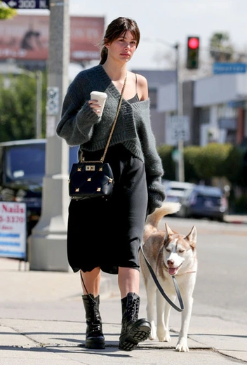 Камила Морроне в Лос-Анджелесе | marieclaire.ru