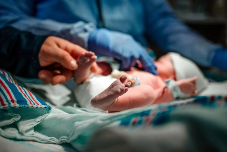 Россиянка родила второго ребенка через 40 дней после смерти первого | woman.ru