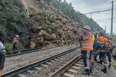 Прокуратура проверяет обвал скалы в Забайкалье