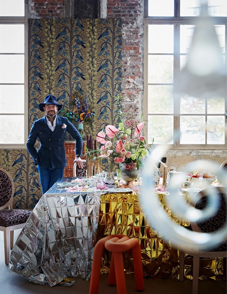 Нарушая правила: рождественская сервировка от Pierre Frey (фото 0) | Источник: John Day