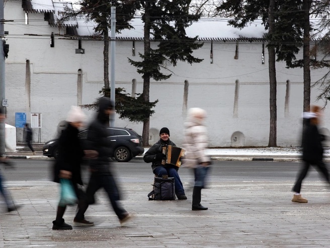 Даже в быстром ритме города находятся детали, приковывающие внимание. | Источник: Кирилл Поверинов / 76.RU