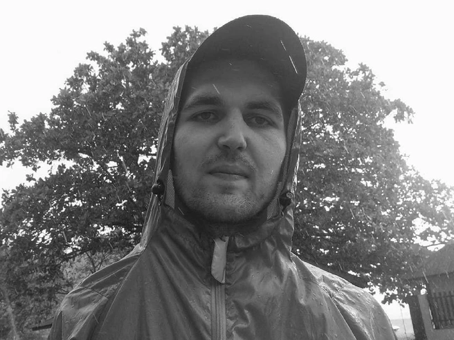 История, в которой версии разошлись так сильно, что разбираться пришлось 5 лет | Источник: kkkartrait / Instagram (экстремистская организация, деятельность запрещена на территории РФ)