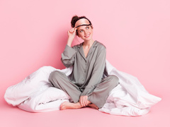 Спящая красавица: эти 4 способа помогут вам проснуться утром моложе на десять лет