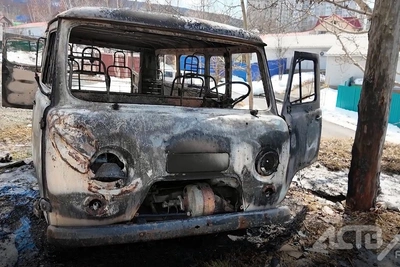 В Южно-Сахалинске дети могли сжечь брошенный УАЗ