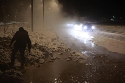 Новая дорога в Кемерове вновь залита водой