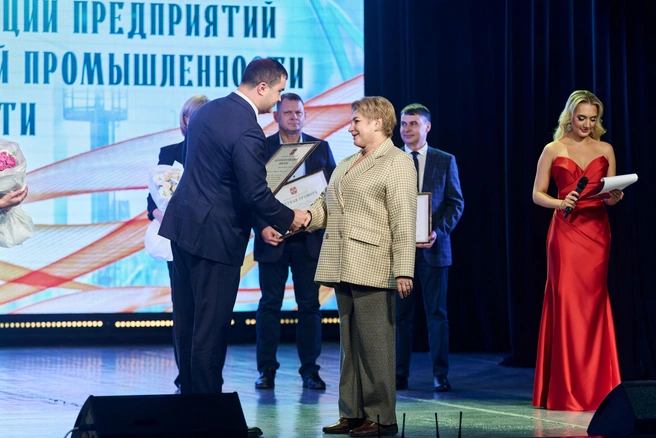 Наталья Кирьянова&nbsp;— один из ключевых специалистов, благодаря которому продукция «Лужайкино» заслужила доверие омичей | Источник: «МилкОм»