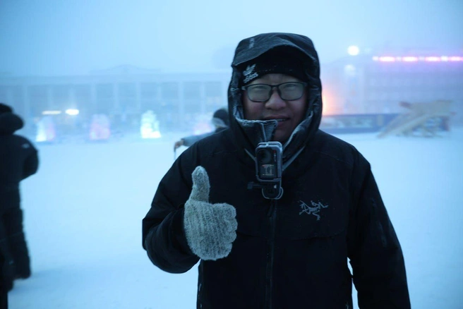 Несмотря на морозы, надо улыбаться | Источник: Антон Жондоров / «Эхо столицы»