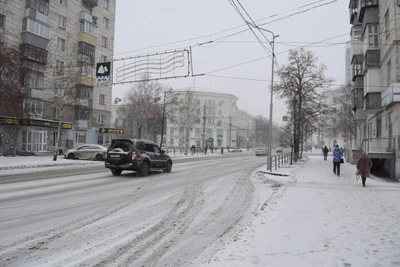 ГИБДД Зауралья обратилась к водителям из-за снегопада