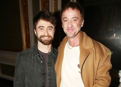 Гарри Поттер и Драко Малфой после стольких лет: встреча повзрослевших Дэниела Рэдклиффа и Тома Фелтона поразила фанатов