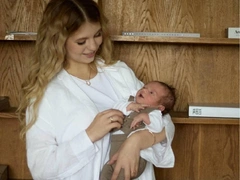 Саша Трусова и Макар Игнатов показали лицо сына