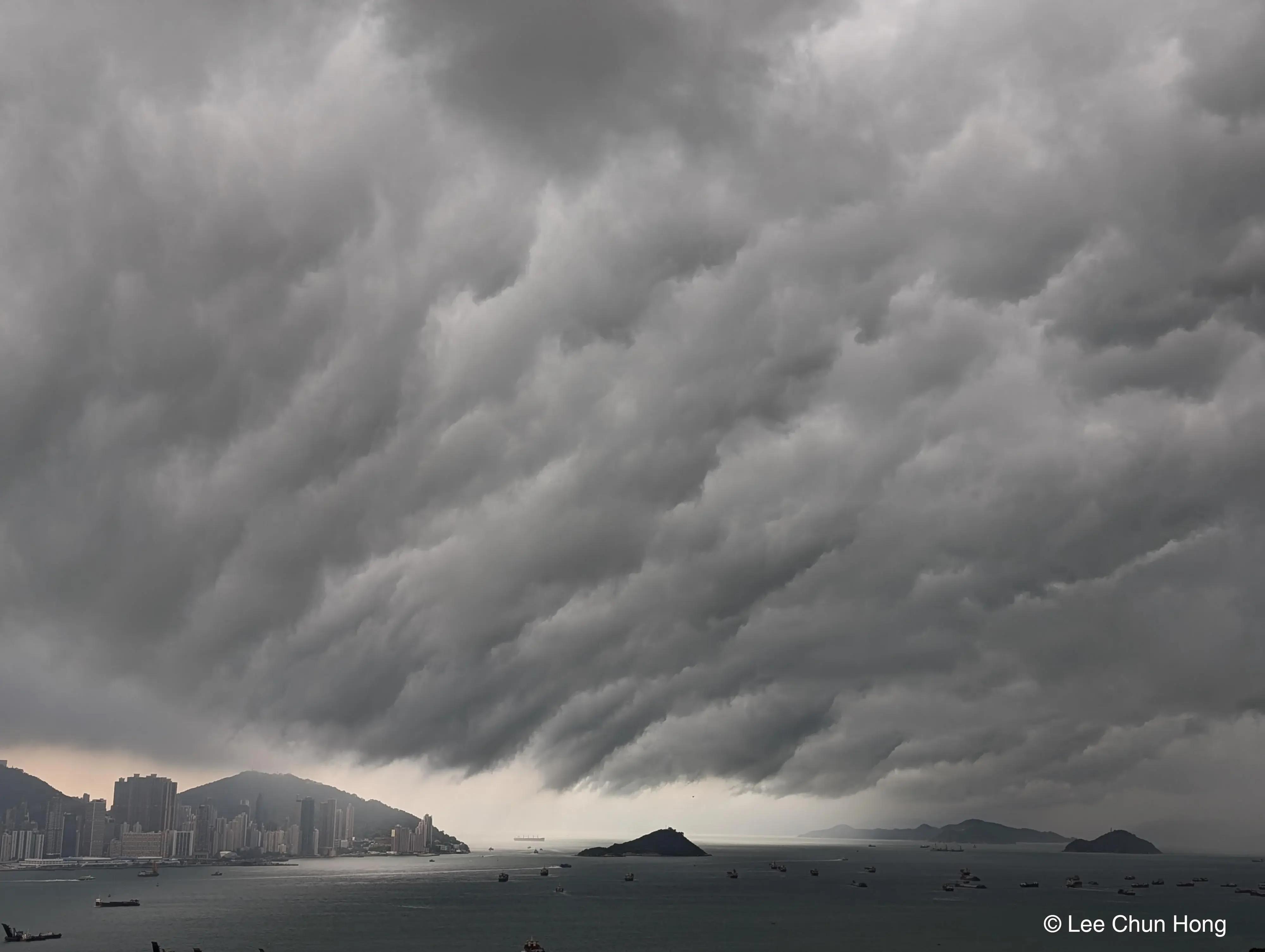 Ну и погодка! Оцените лучшие снимки финалистов метеорологического конкурса Weather Photographer of…