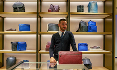 И ты, Bottega Veneta Другу Собчак отказались продавать плавки и шлепки из-за русского паспорта