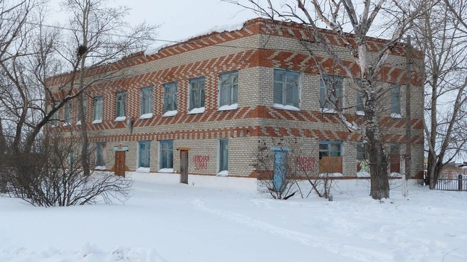 Детский сад и интернат располагаются рядом | Источник: torgi.gov.ru